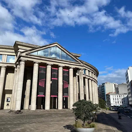 Palacio De La Opera * ア・コルーニャ